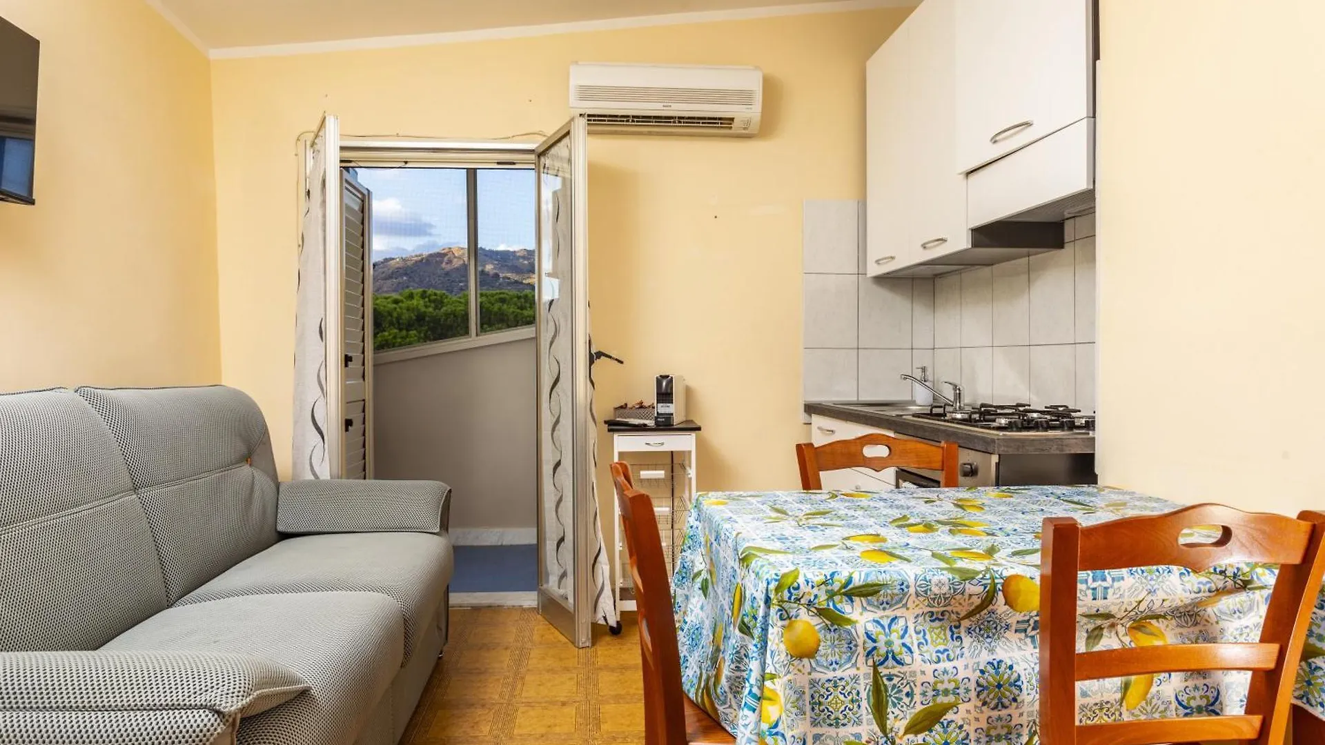 Apartmán Casa Larunchi Giardini Naxos Itálie